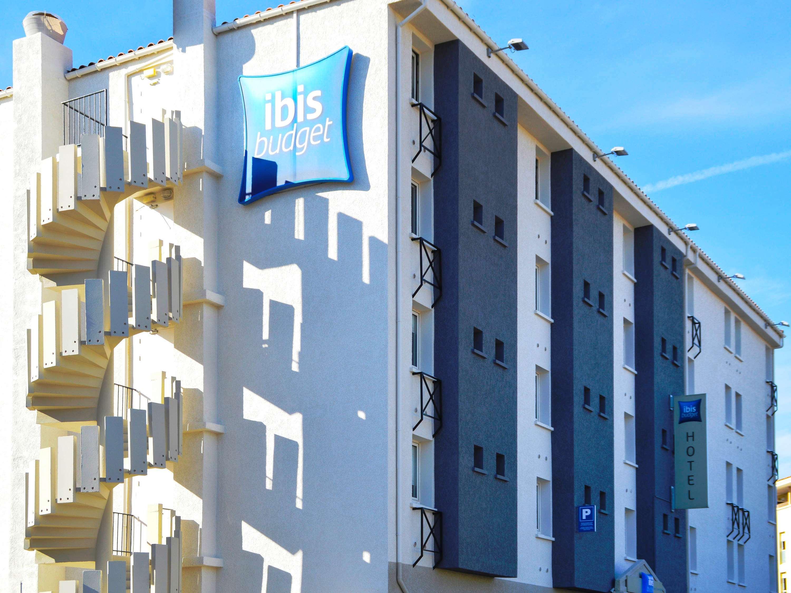 Ibis Budget Hyeres Bagian luar foto